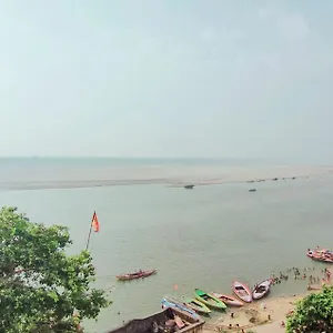 Shanti Inde