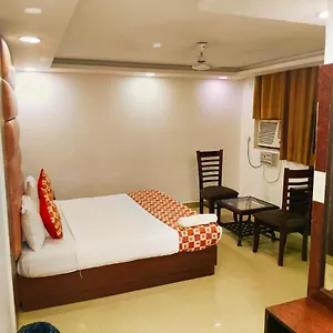 De Tark Near Igi Airport Delhi Inde